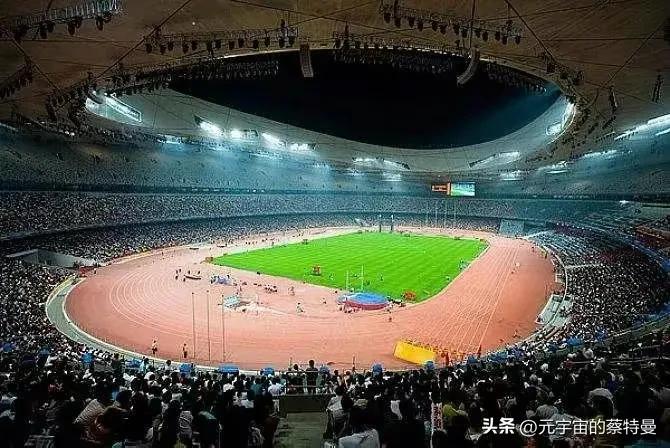 梅西球场事件,梅西足球先生事件