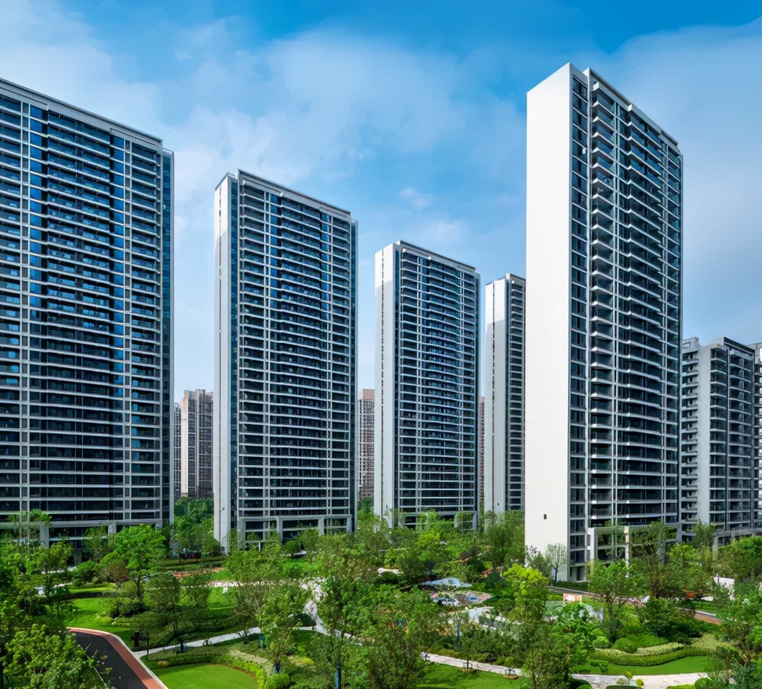 直击“口悲”楼盘交付，华丽袍服背后的虱子