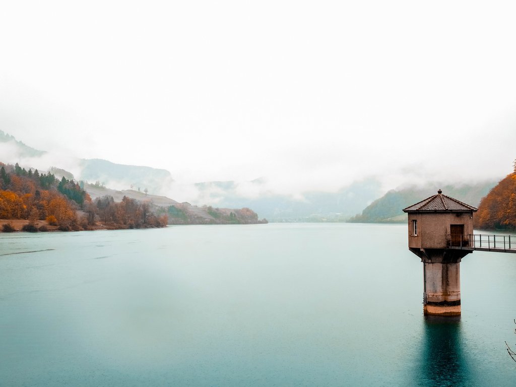 有三种说话方式，暗示着一个人“看不起你”