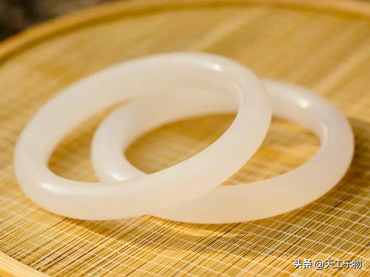 马未都直播间卖天鹅玉,马未都茶宠天鹅