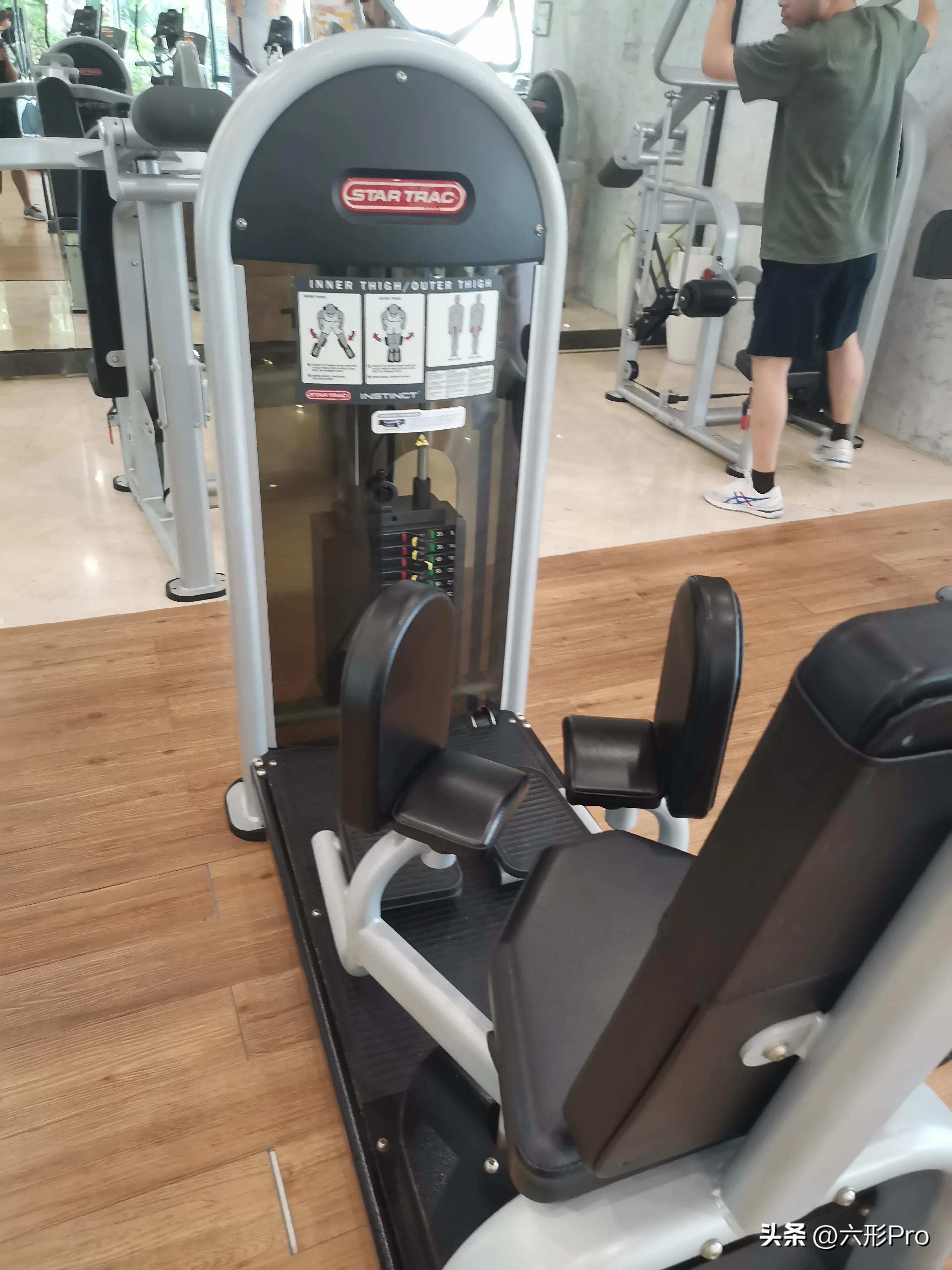 健身房力量训练器械有哪些,健身房器械入门全套