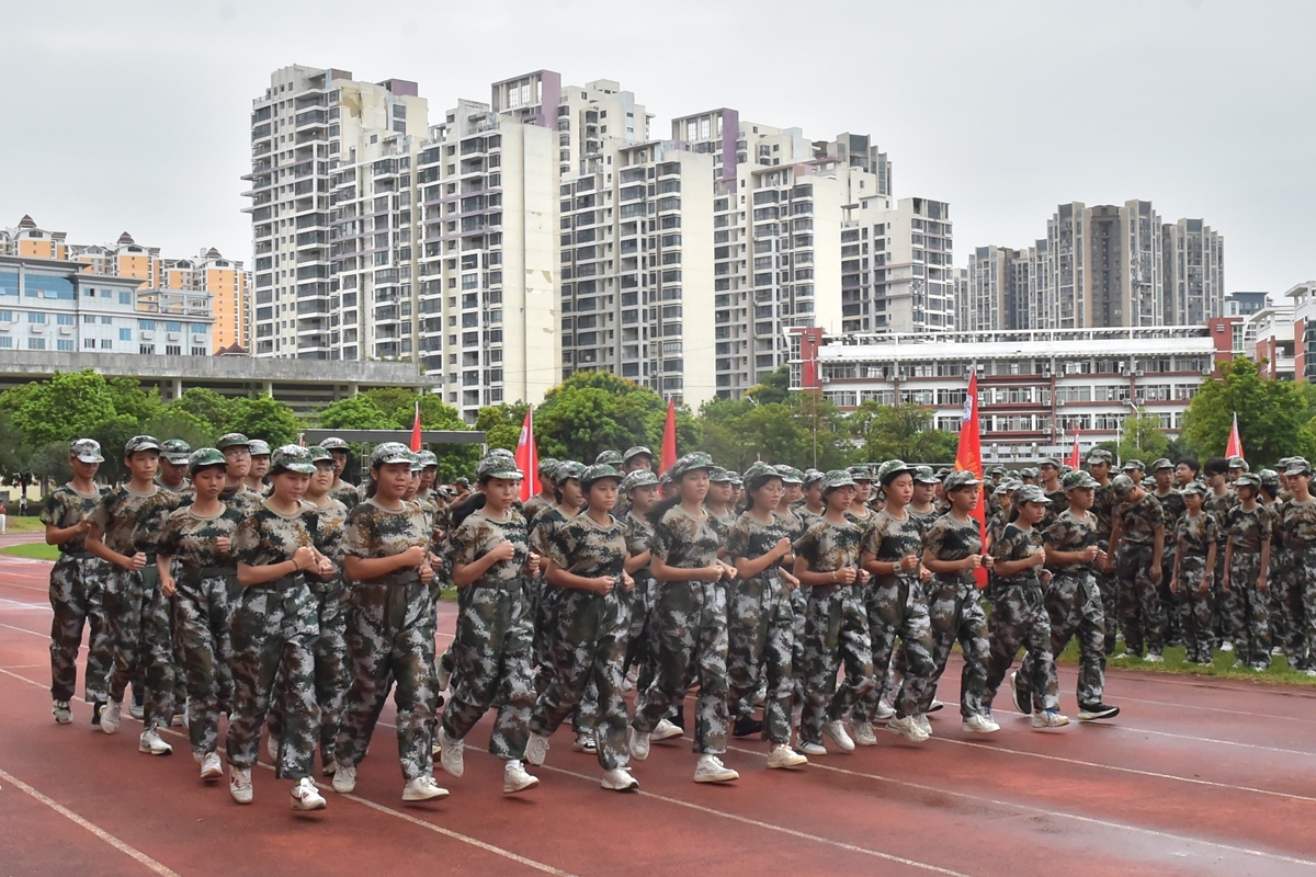 桂林各校军训精彩回顾,广西军训队列操