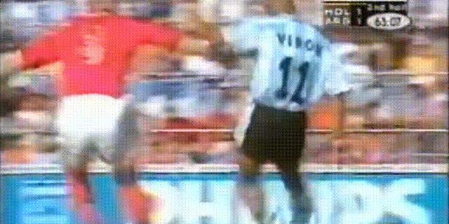 10年阿根廷世界杯七大前锋,潇洒飘逸的足球运动员