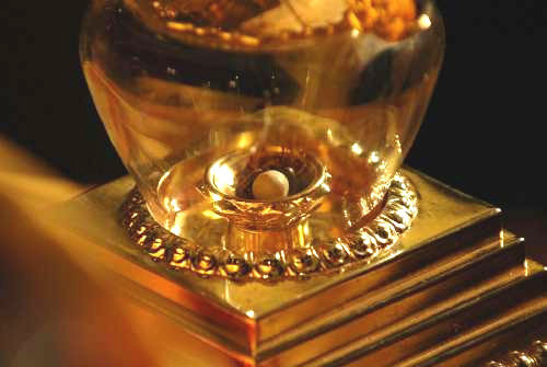 佛祖舍利子是怎么形成的,高僧留下的舍利子到底是什么