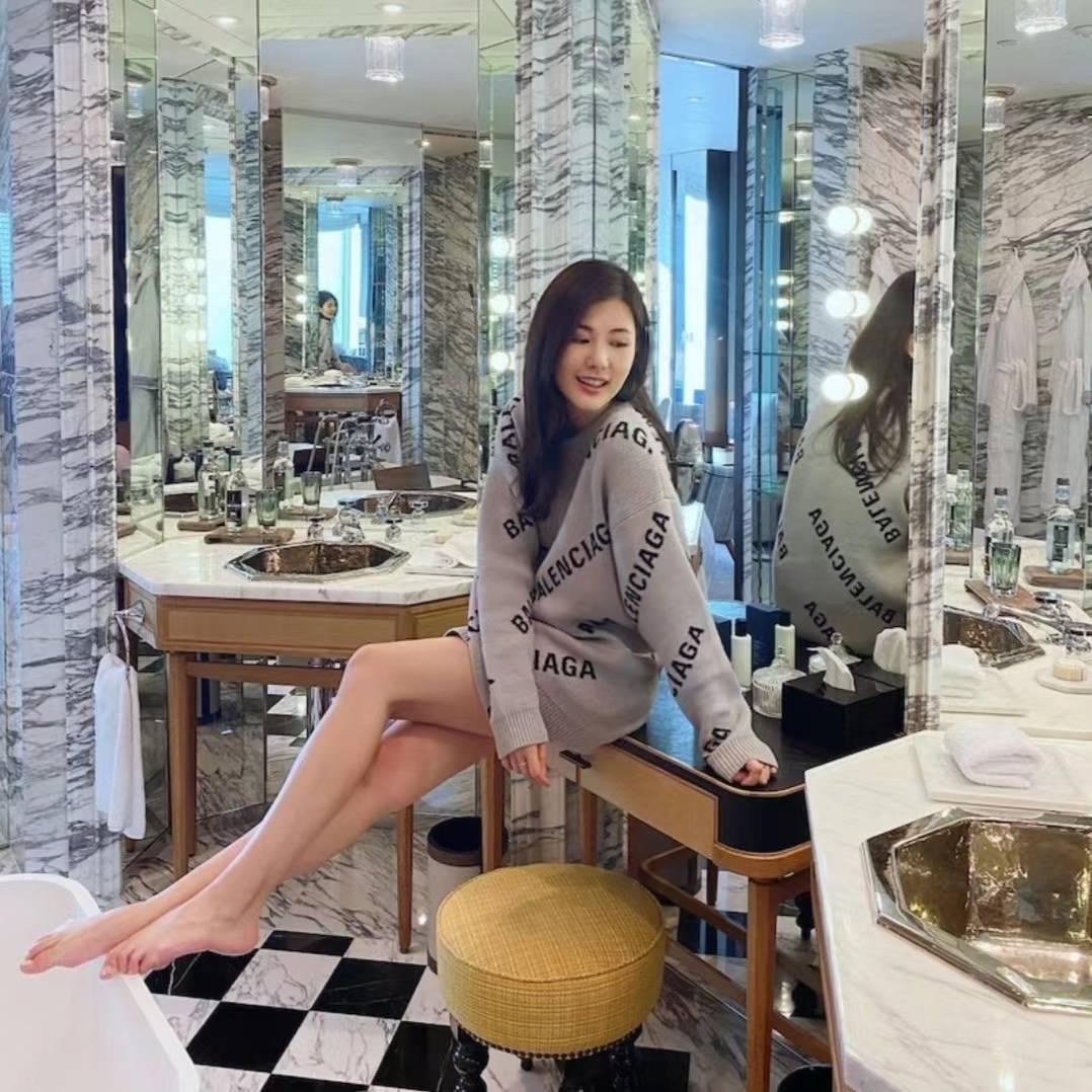 《言法人》，COCO18岁拍的性感照片，30岁要花100万买回来