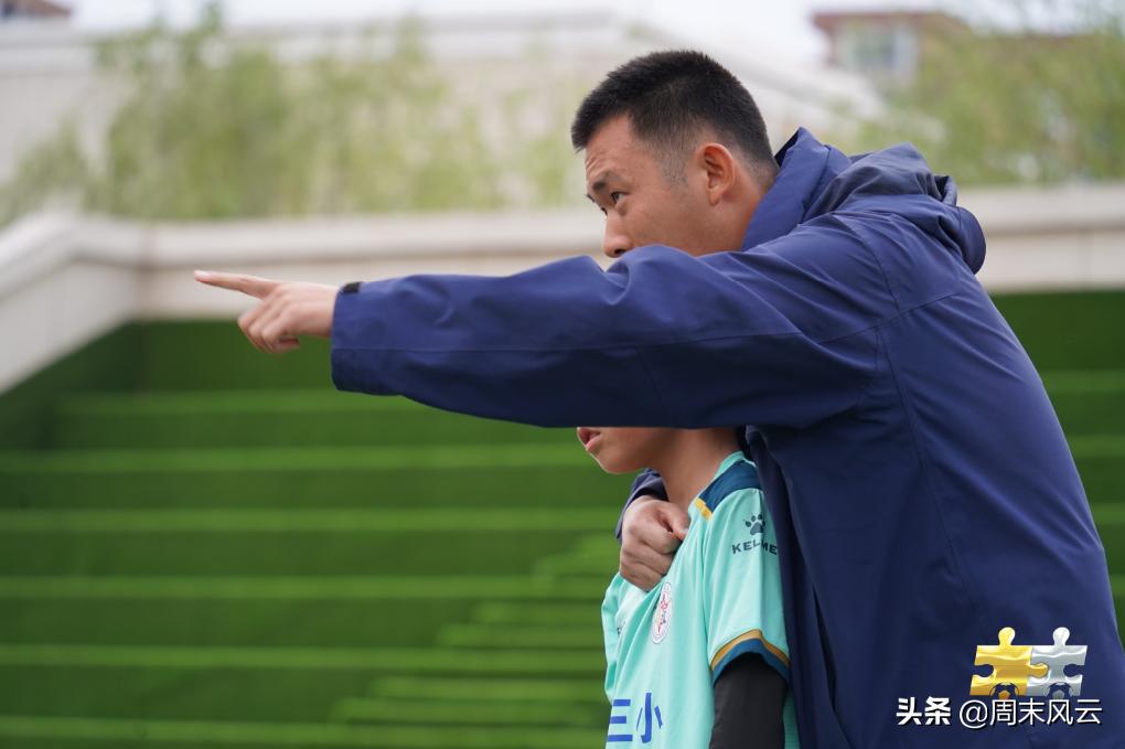 康巴什第三小学举办颁奖活动,康巴什第三小学足球比赛