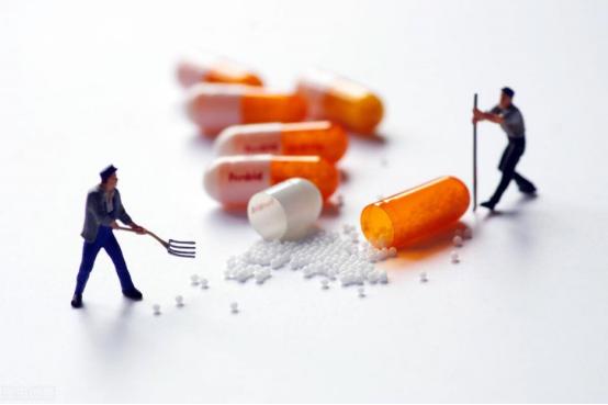 服阿莫西林需要皮试吗,头孢左氧氟沙星甲硝唑能一起吃吗