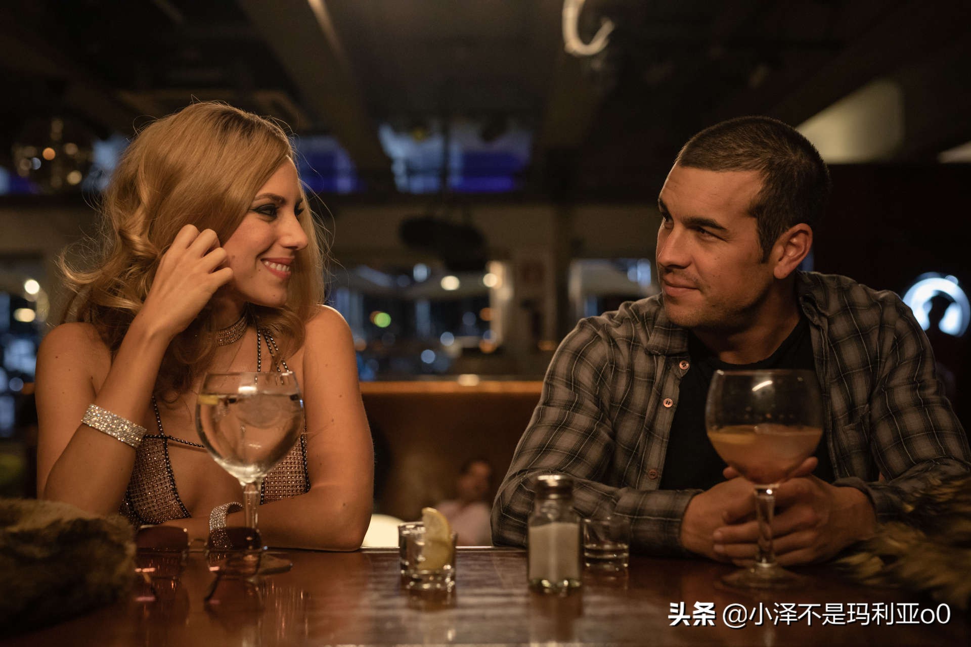 盘点五部反转烧脑的惊悚悬疑剧,盘点八部超好看的冷门烧脑悬疑剧