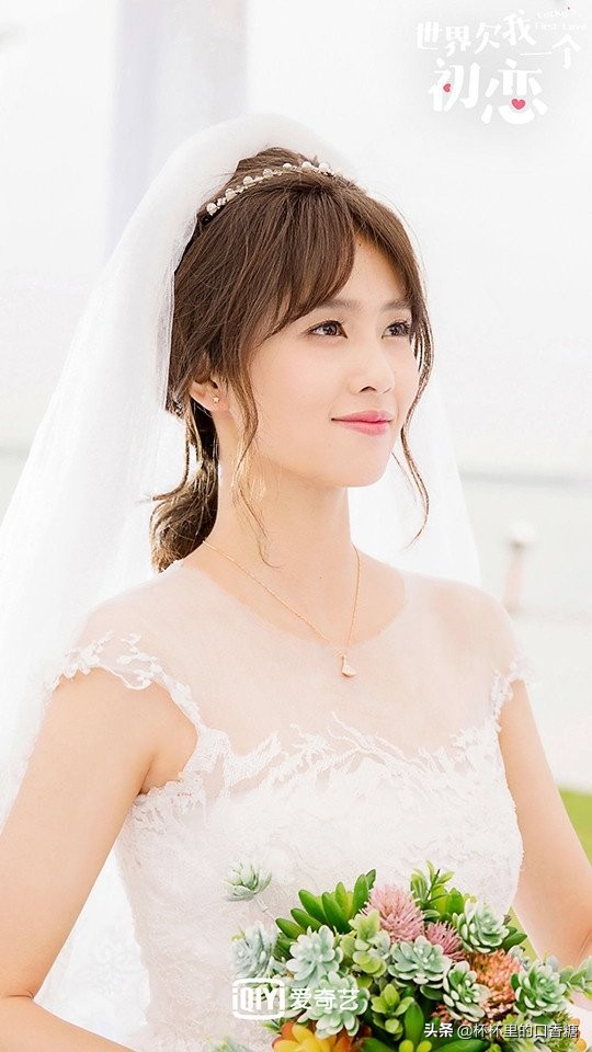 杨紫白鹿礼服图片,杨紫关晓彤刘亦菲程潇白鹿祝绪丹