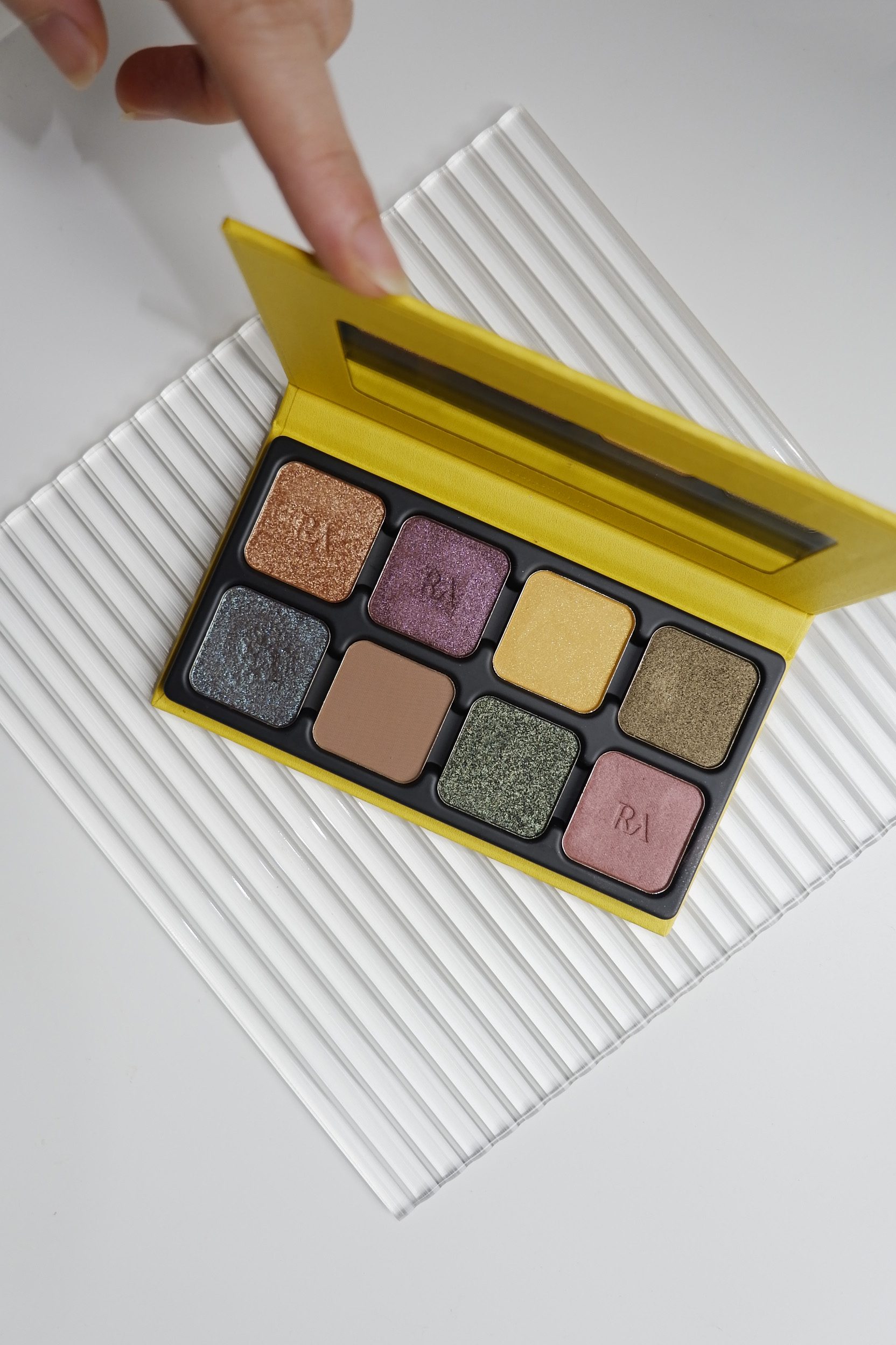 花西子一套彩妆推荐哪款好用,国货彩妆花西子