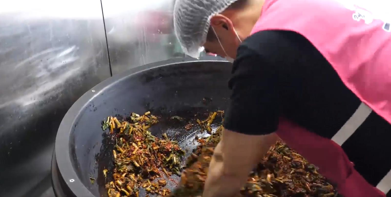 韩国大补汤泥鳅,韩国正宗泥鳅汤