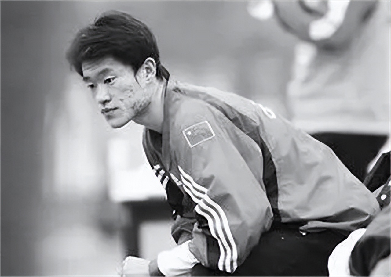 董礼强真是国足克星,中国足球运动员董礼强