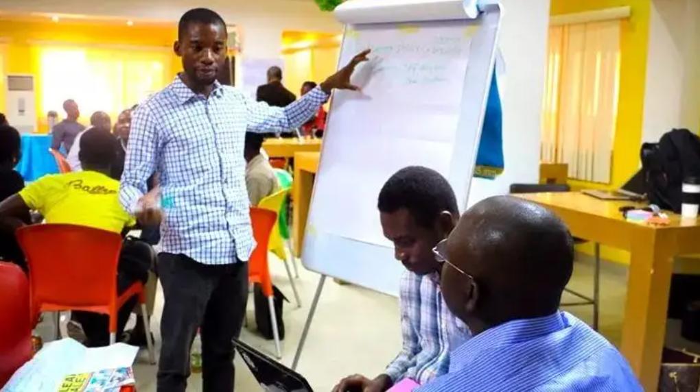 在中国消失的“现金贷”，却在非洲混得风生水起，半年能本金翻倍