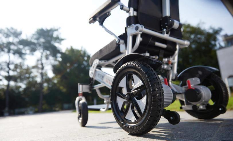 最先进多功能电动轮椅,最好电动轮椅价格