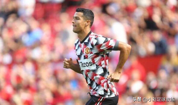 c罗反回曼联第一赛季帽子戏法,c罗评价格雷泽