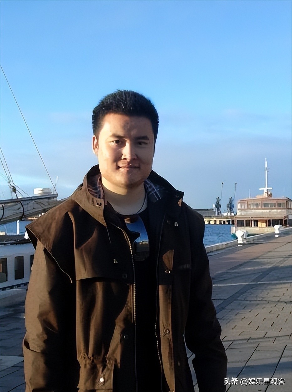 足球回忆录贺炜,足球诗人贺炜励志视频