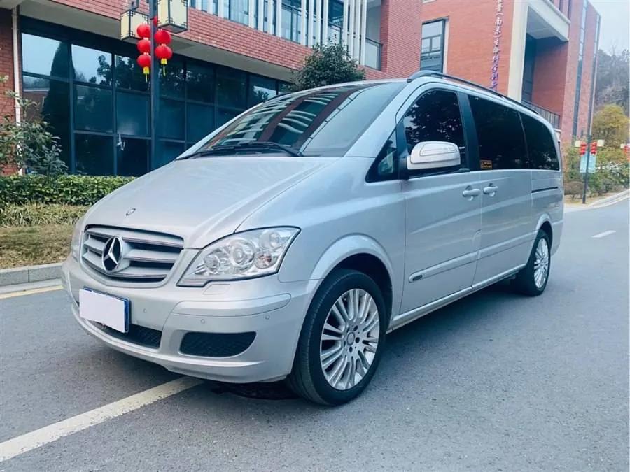 改装房车奔驰,改装房车奔驰威霆