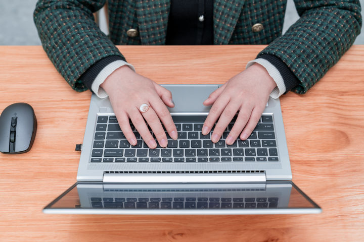 惠普战66i5集显评测,惠普战6615.6锐龙版