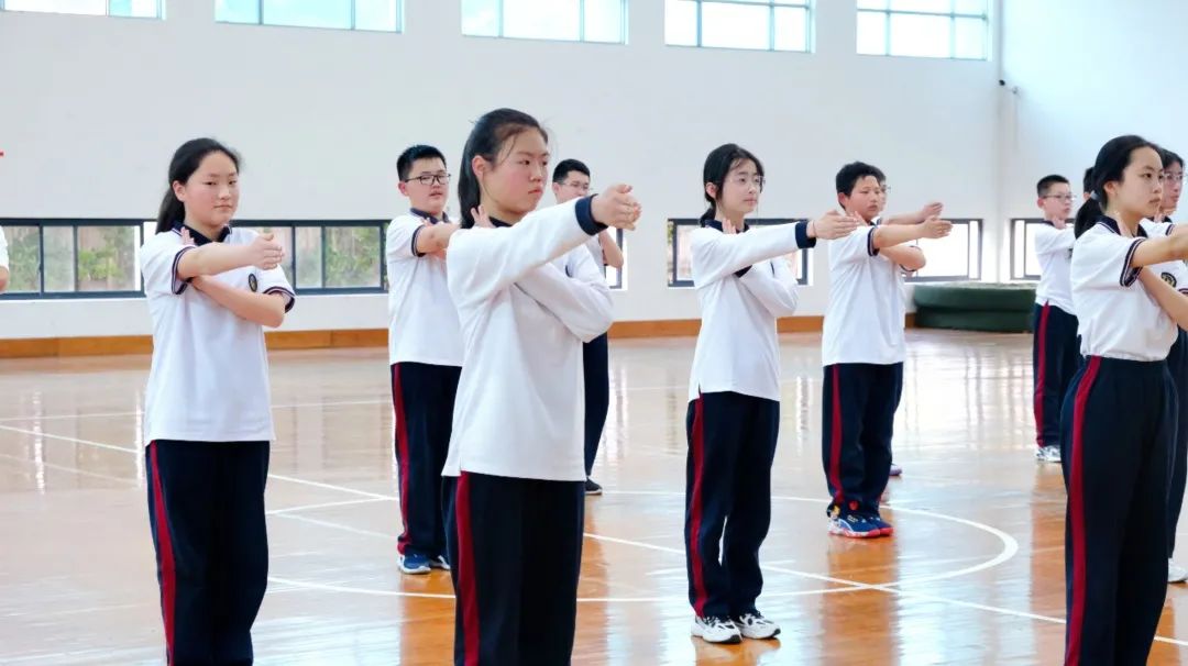 体育创新展示,体育特色课程开发与实施心得体会