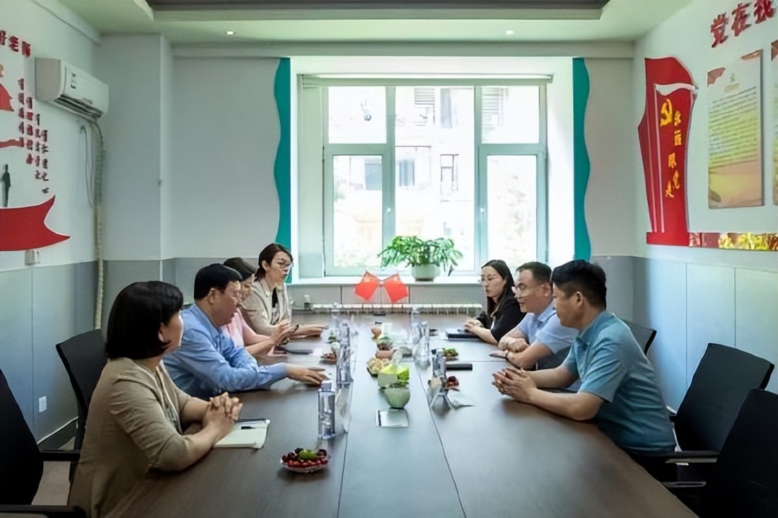 山东外国语职业技术大学与山东银座·英才幼儿园（集团）签约合作