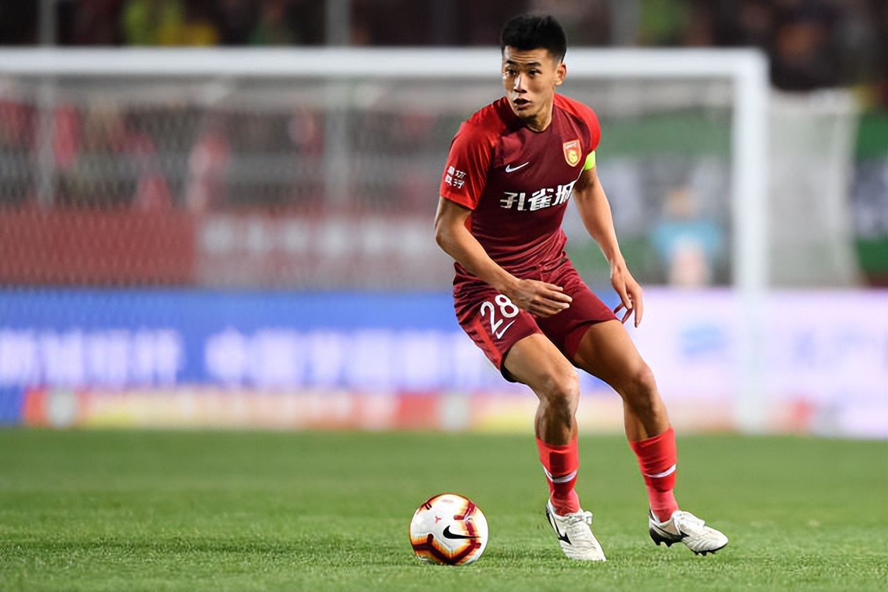 曲艺界顶级嘲讽国足，李铁敛财手段被曝光，一亿存款只是冰山一角