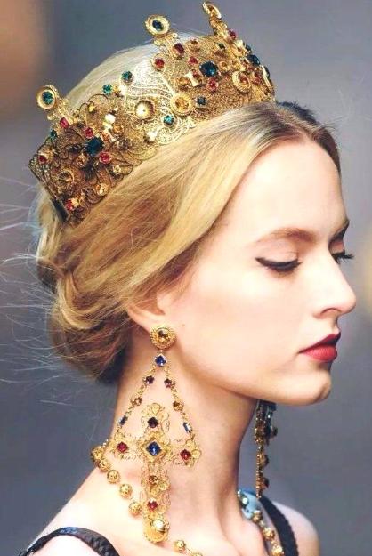 世界上最美的金色皇冠,世界上最漂亮的22顶皇冠