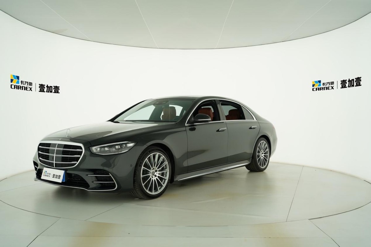 存款一个小目标，开一台30万的奔驰C？看看国足教练都开什么车？