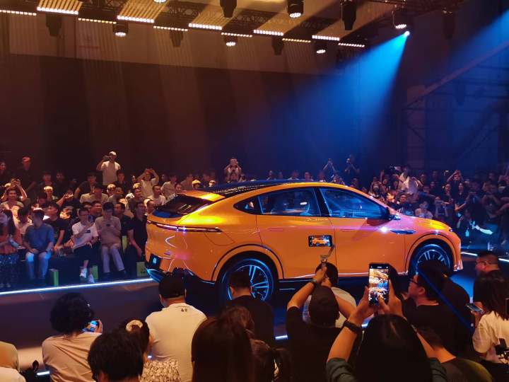 小鹏回应小鹏g6售价,何小鹏解释小鹏g6交付慢的原因