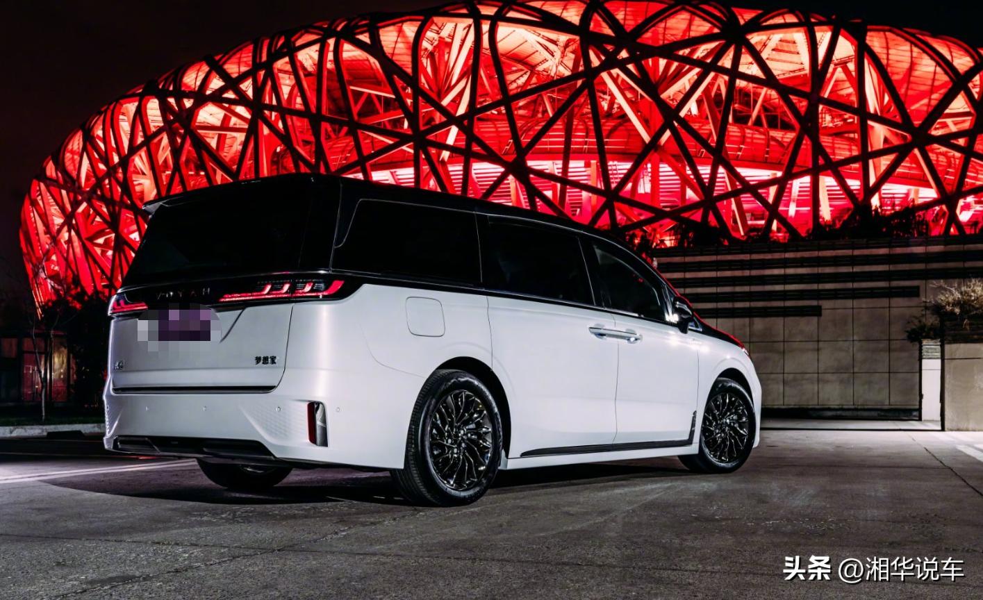 岚图梦想家高速碰撞,岚图梦想家2024款碰撞预警