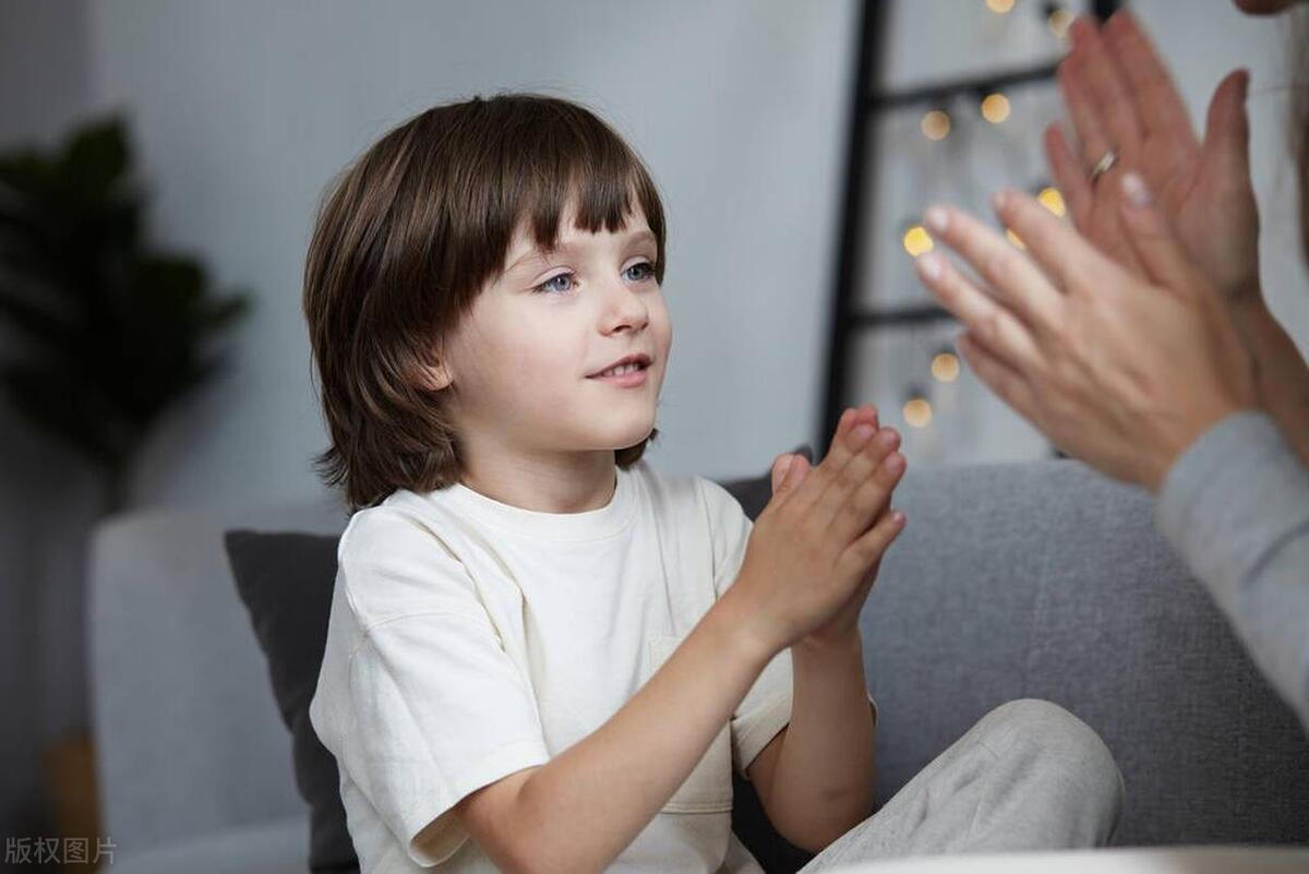 口吃重复字怎么矫正最快最有效,语言康复每日吐字训练100例