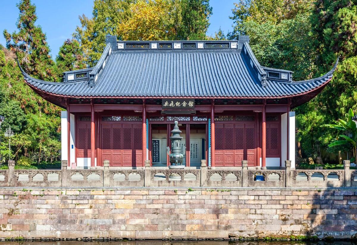 杭州西湖三杰指的是谁,西湖三杰有多厉害