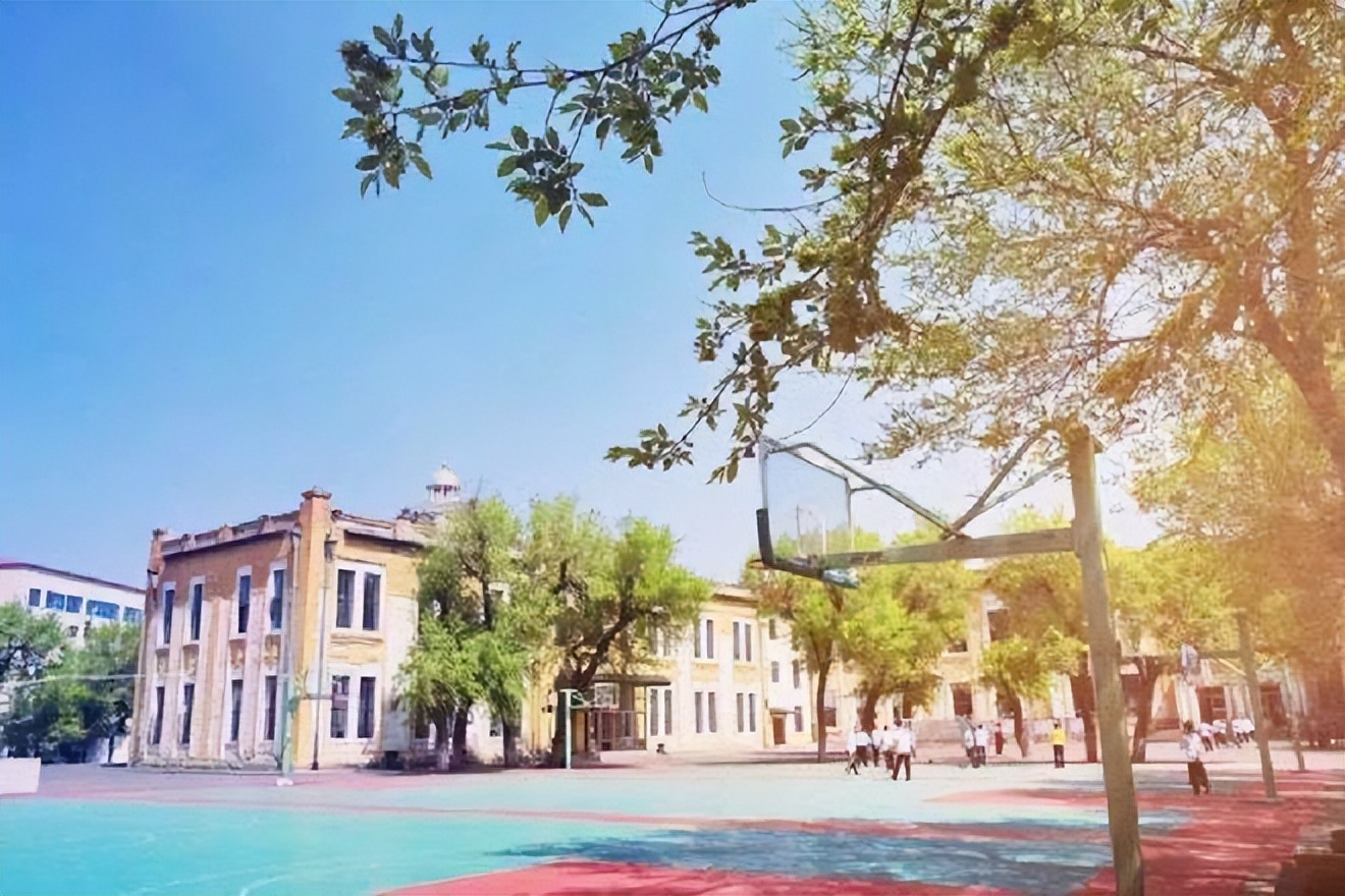 哈尔滨到底该不该上私立初中,哈尔滨初中择校政策