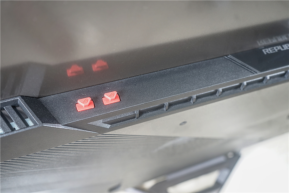 48英寸巨屏OLED电脑显示器——华硕巨擎48OLED入手4个月体验