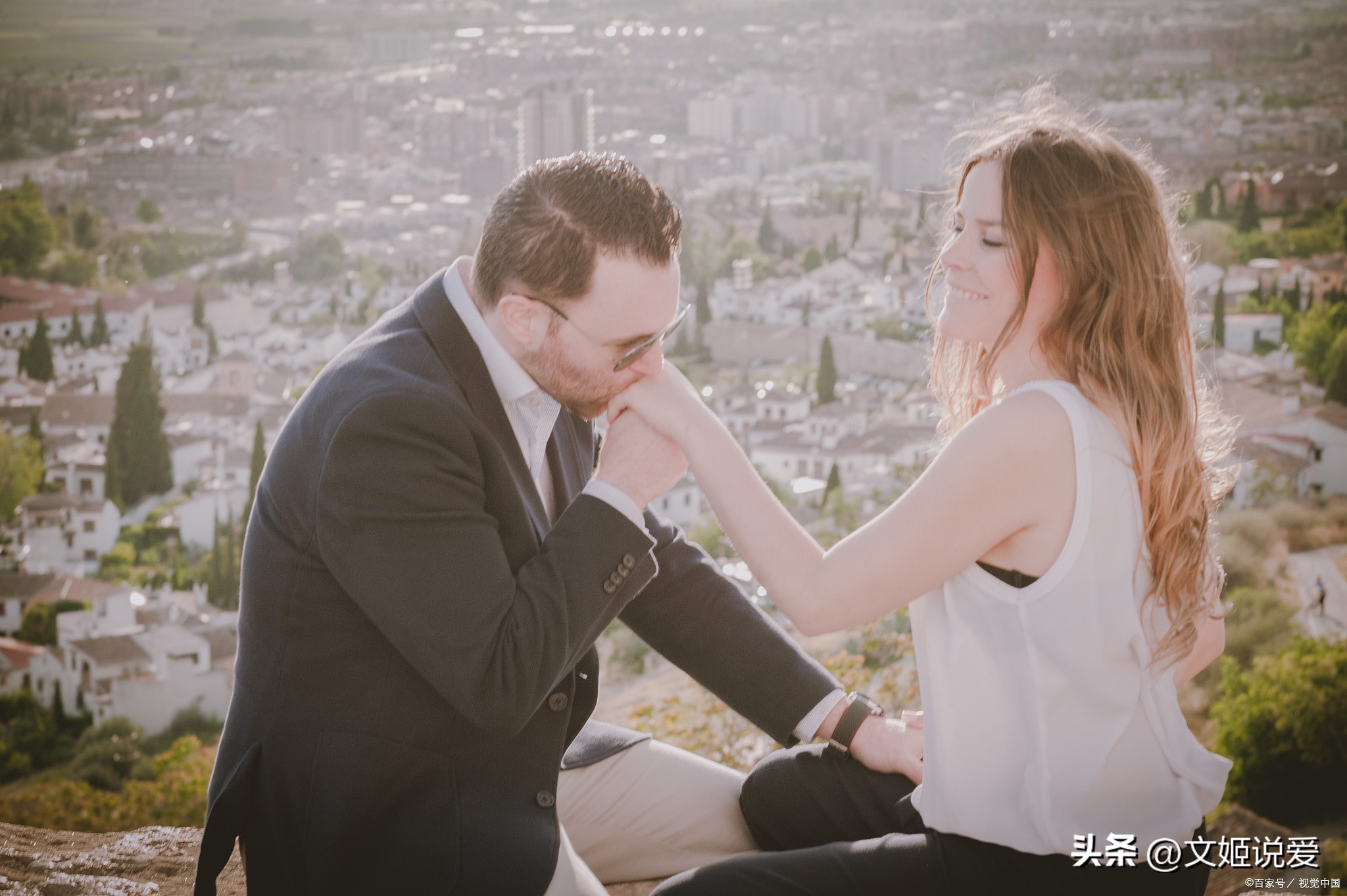 快结婚了父母闹翻,父母之间有矛盾做子女的如何处理