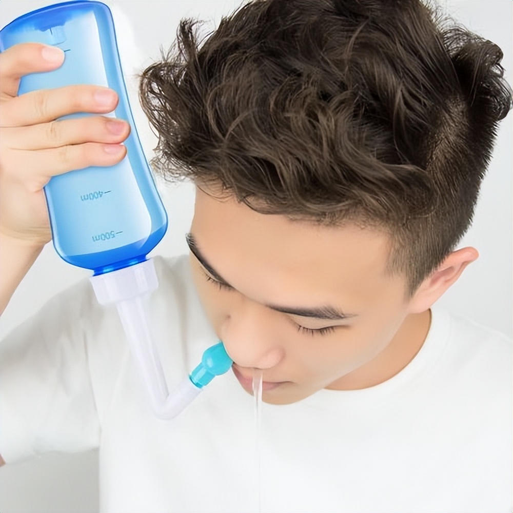 男生有的鼻毛长到外面有什么说法,鼻毛往外窜的男生是怎么回事