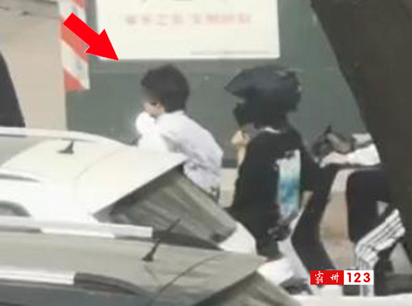 实拍曝光霸州街头不戴口罩的这些人！别放松