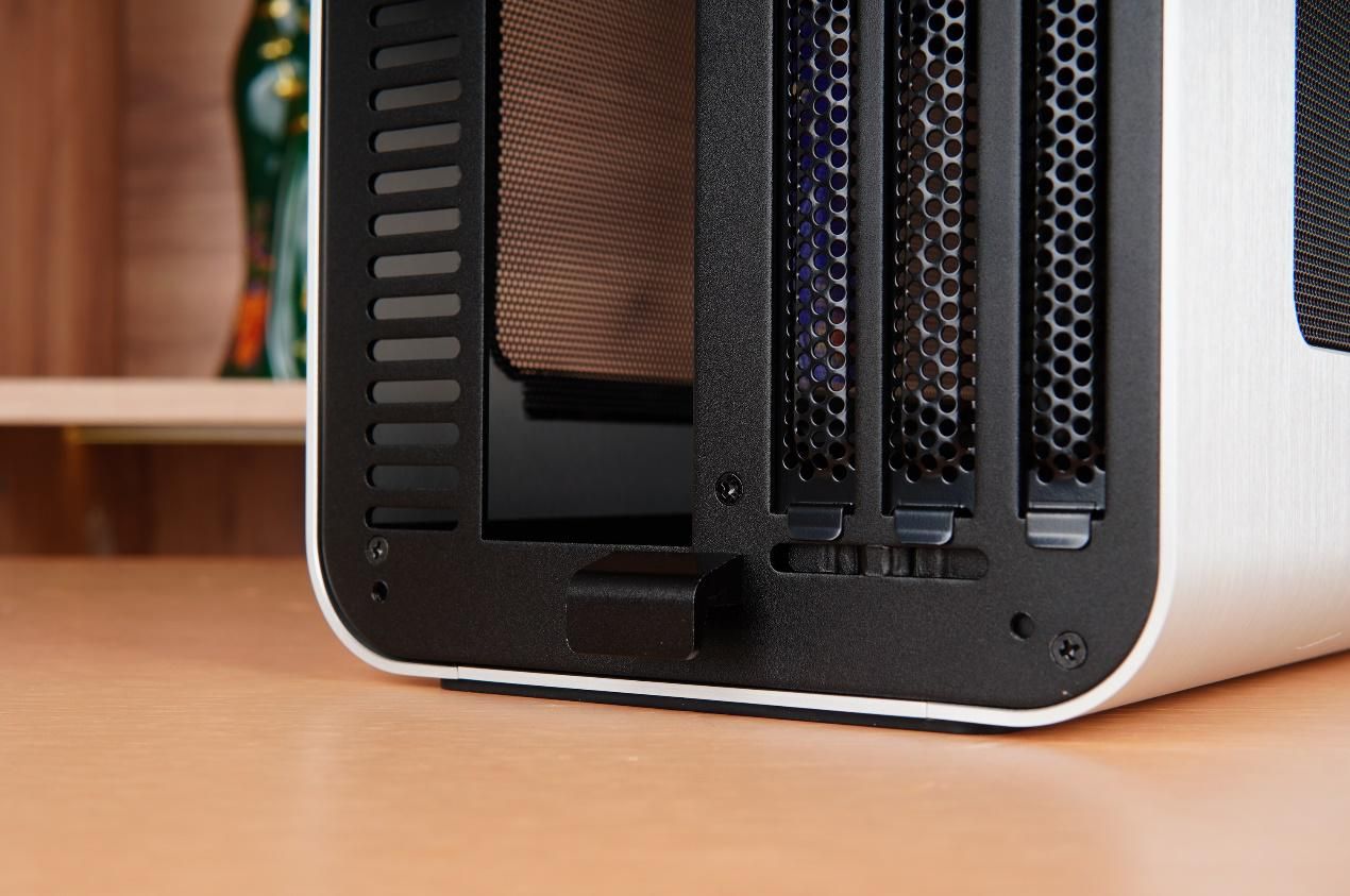 乔思伯v11机箱深度评测,乔思伯v11itx机箱