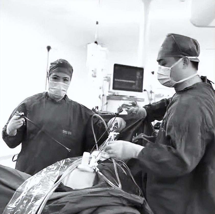 卵巢囊肿微创手术后能清理干净吗,腹腔镜下卵巢囊肿切除术的步骤