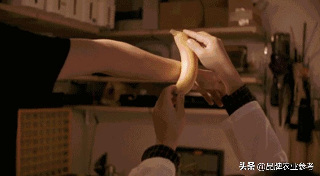 一根香蕉价值15万美金,一根香蕉卖40块钱