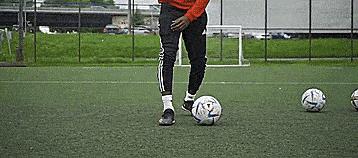 射门如何才能打上力量