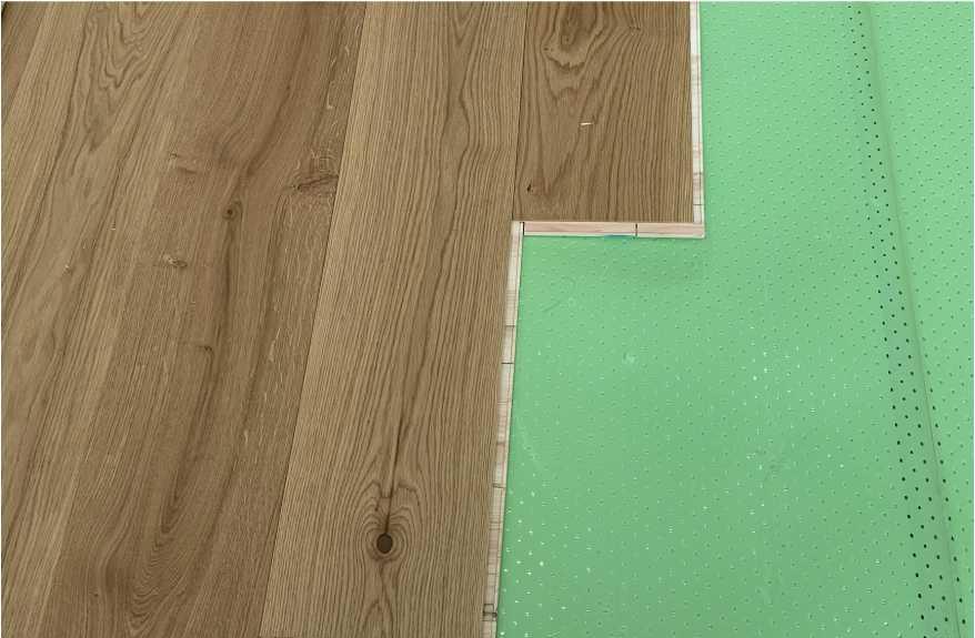 三层实木地板和强化复合地板比较,选三层实木地板还是强化复合地板