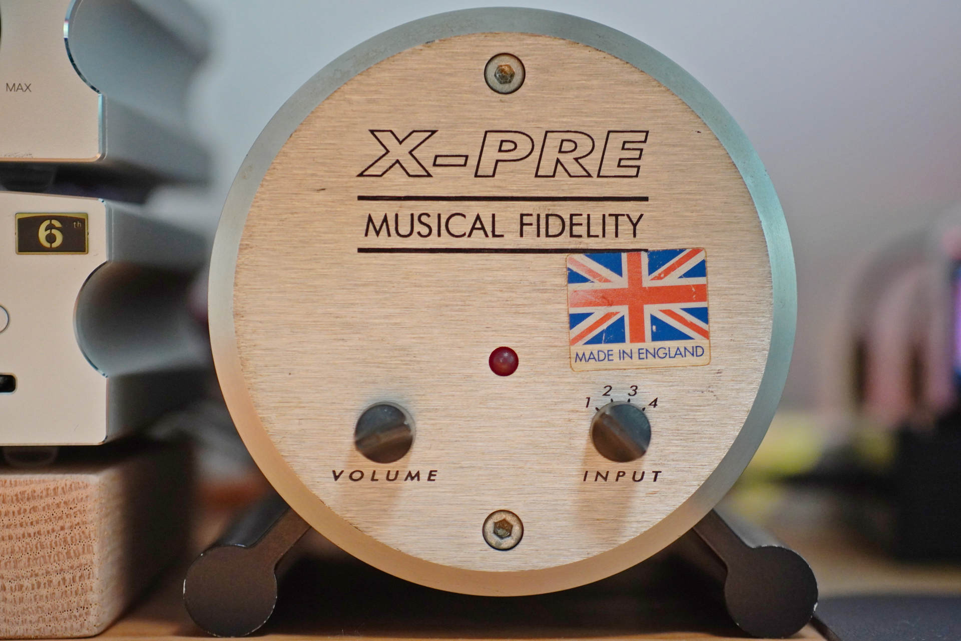 男人至死是少年,一个喜欢折腾的理工男的桌面好物分享