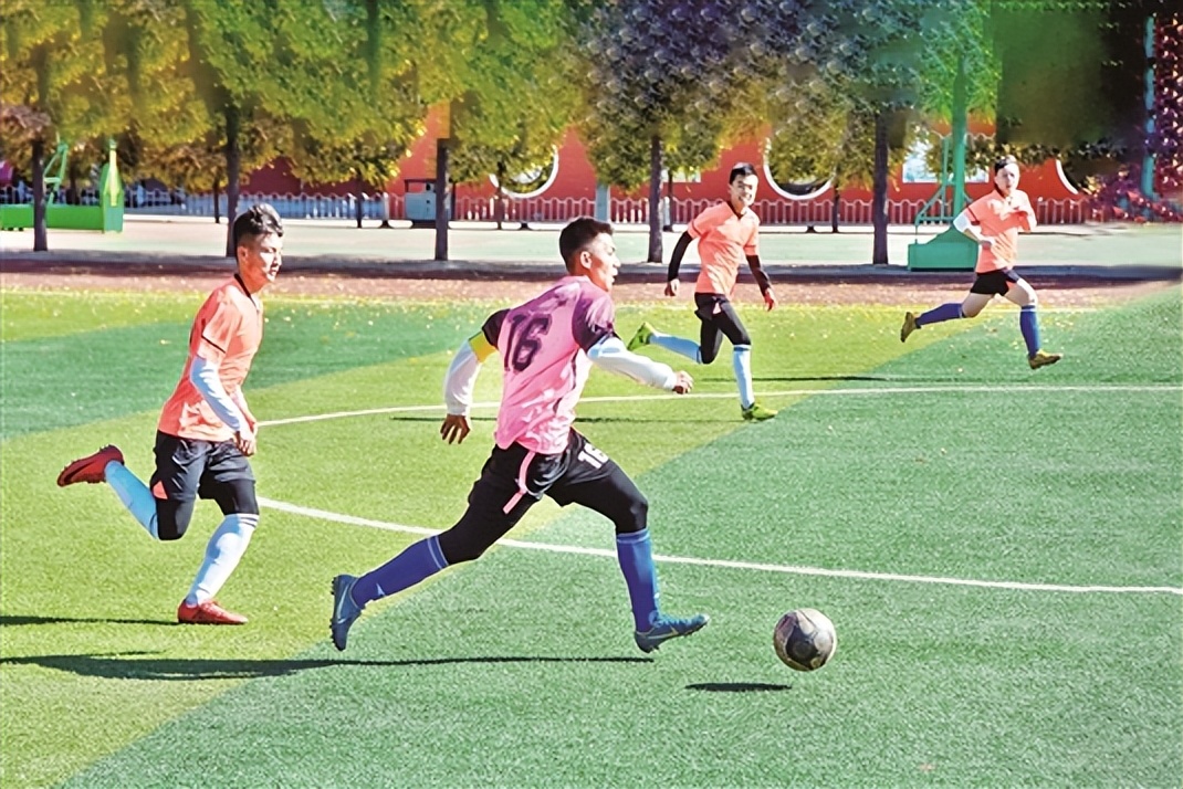 北屯校园足球比赛视频,土左旗中小学足球比赛