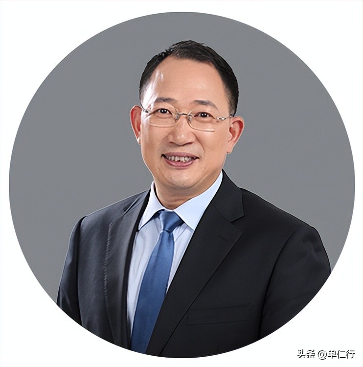 年轻人创业的励志故事,年轻人低成本创业项目