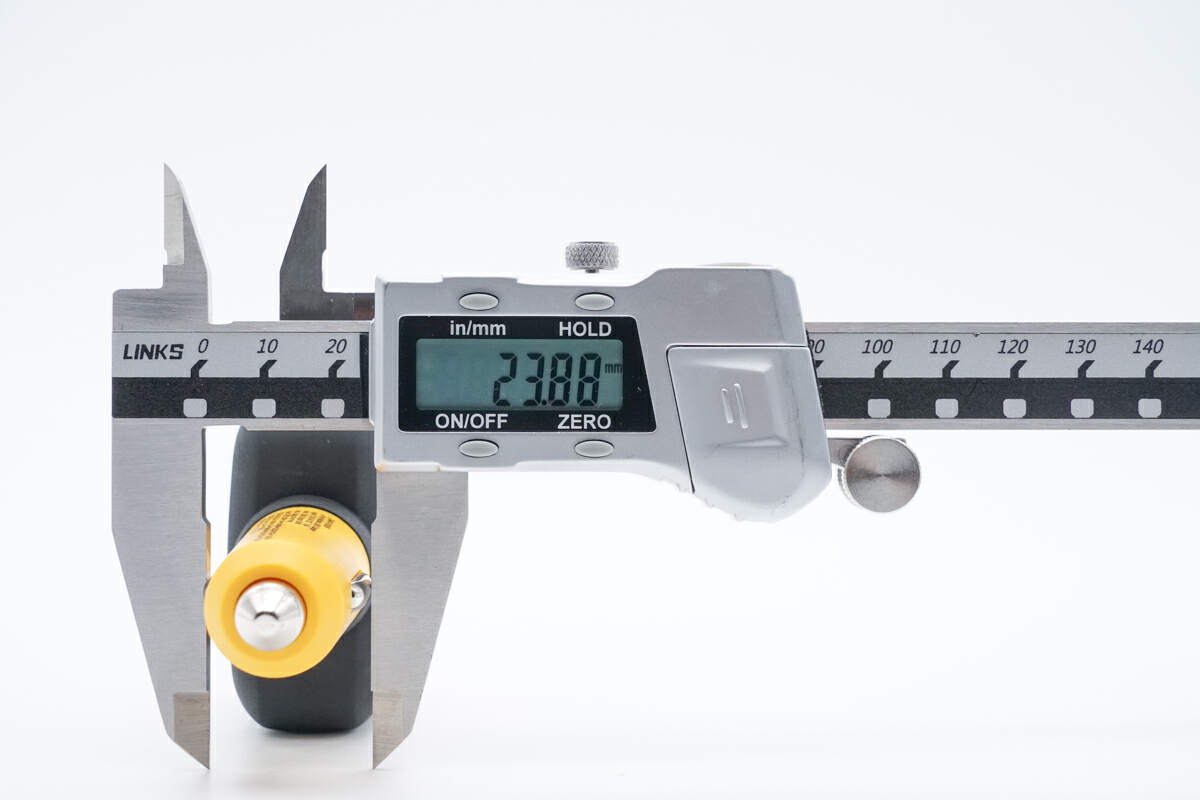 车载充电器隐藏式66w评测,得伟车载充电器评测