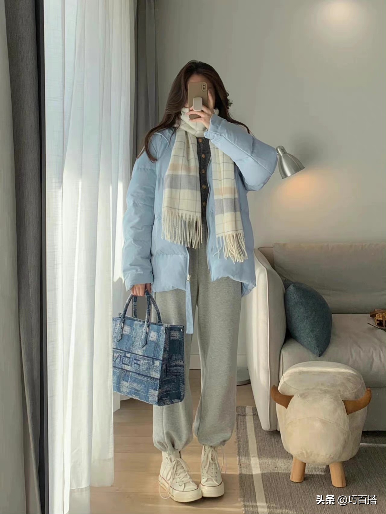 羽绒服怎样穿得更好看,羽绒服优先看填充物还是看材质