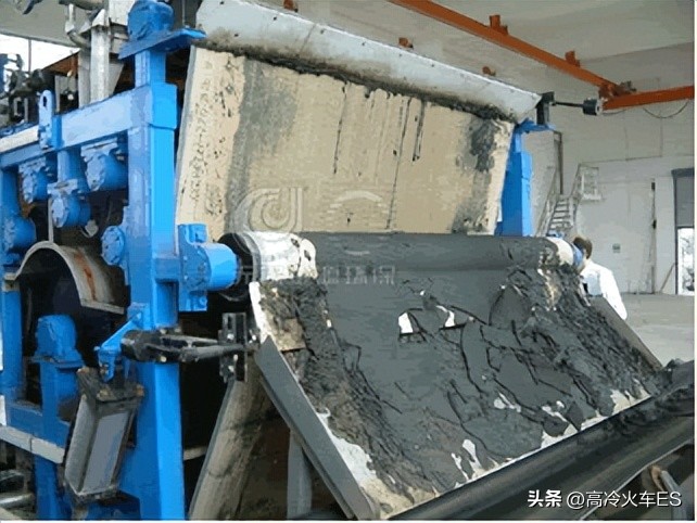污泥脱水工艺流程视频,梅州陶瓷污泥脱水干化设备