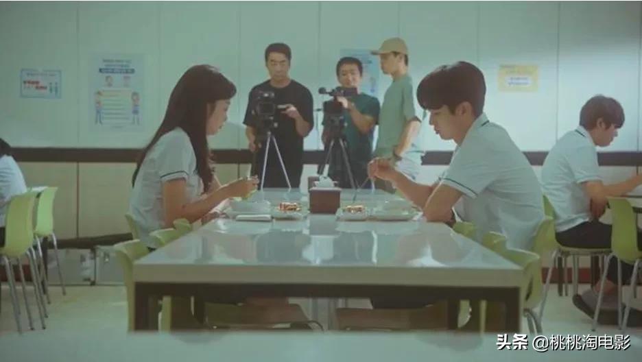 一边说套路，一边又爱这剧到不行？