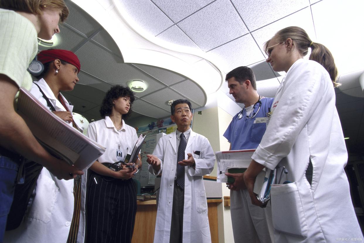 医生为什么要考护士资格证,医务科工作需要执业医师证吗