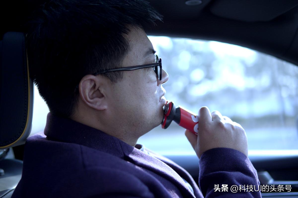 奔腾剃须刀PQ9700刀头各配件如何装,奔腾pq9700剃须刀怎么拆